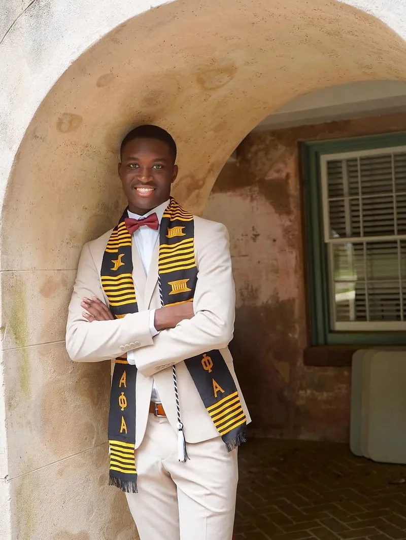 Charleston historic district graduation portrait