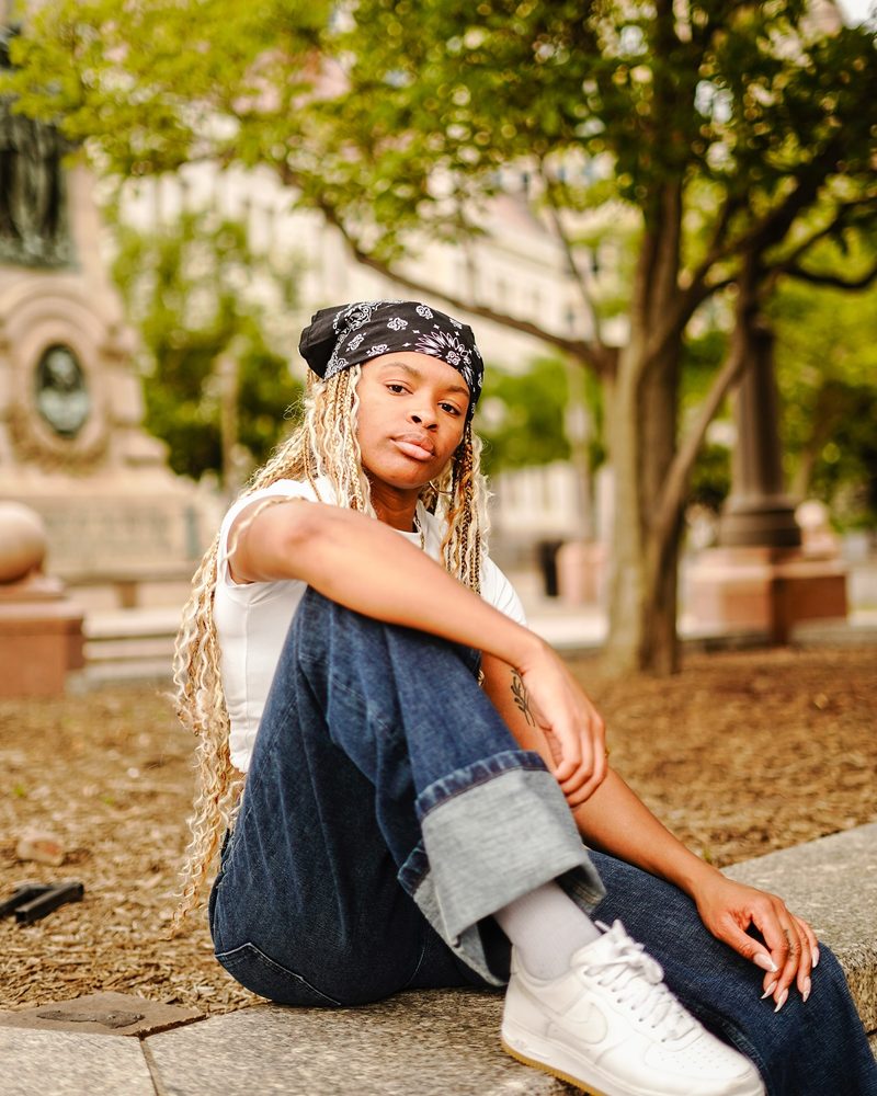 DMV portrait photography session with the US Capitol in the background
